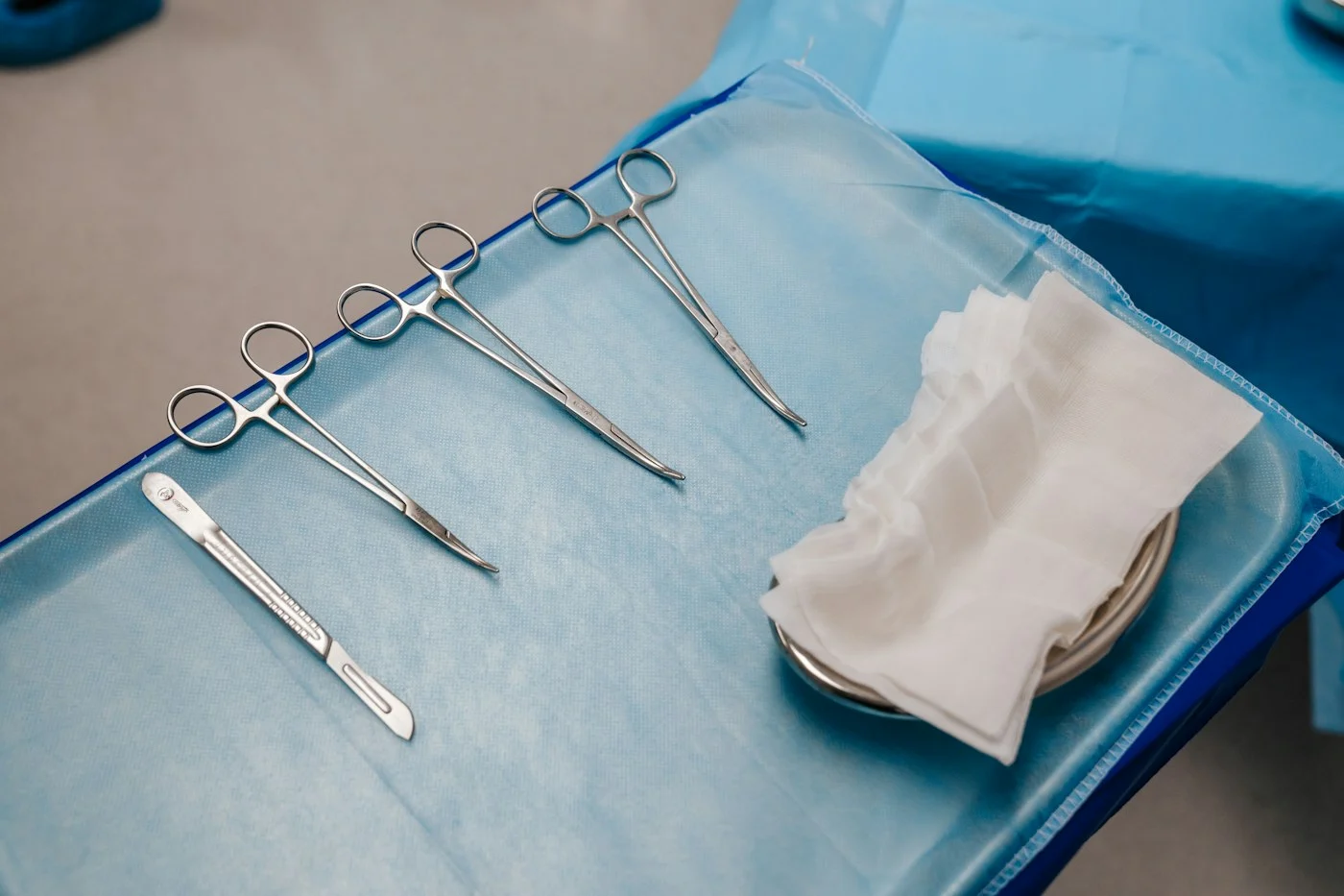 Surgical instruments arranged for preparation on a clinical work surface